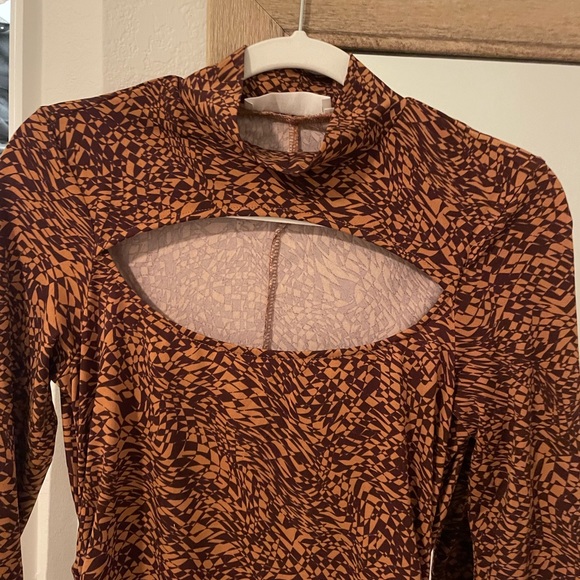 ASTR Maxi/midi dress with chest cut out - Picture 4 of 6